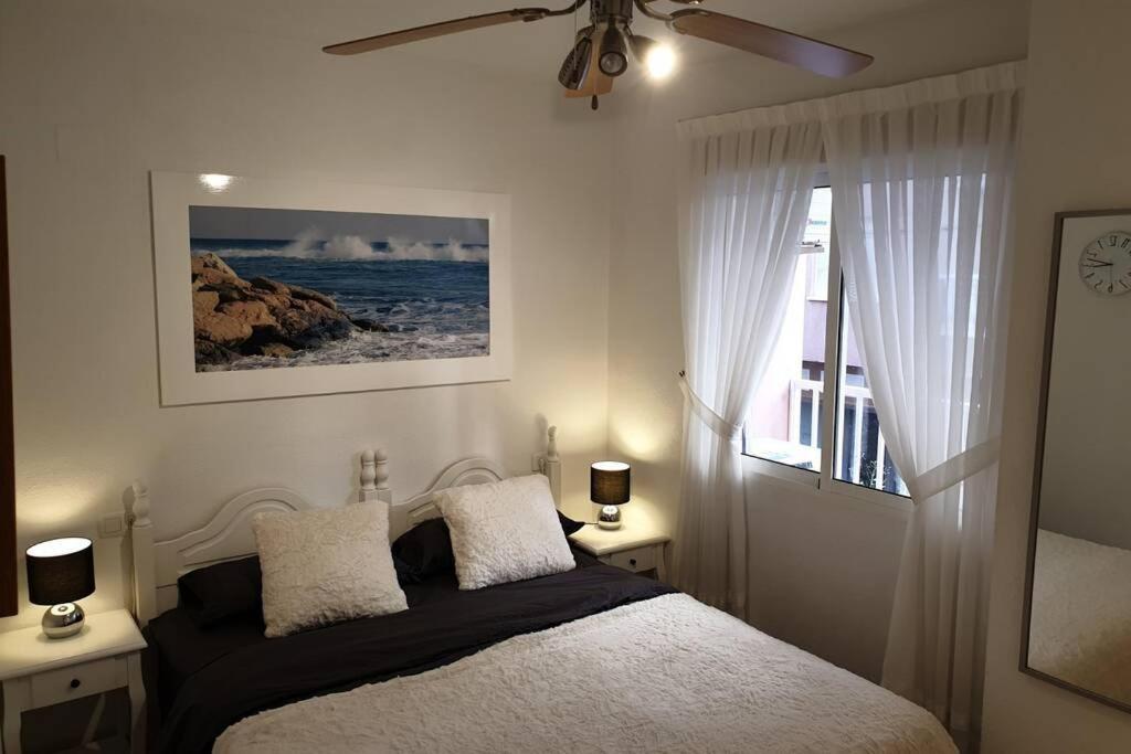 Apartment Playa Cura 150M + Electric Scooters Torrevieja Dış mekan fotoğraf