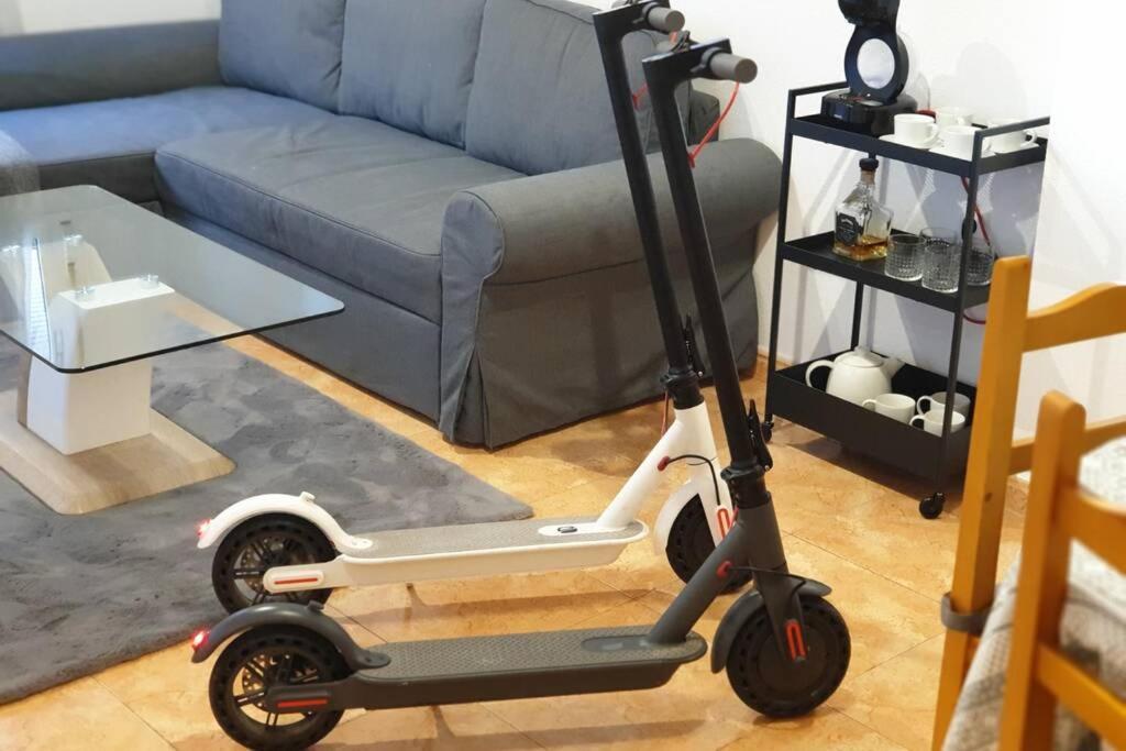 Apartment Playa Cura 150M + Electric Scooters Torrevieja Dış mekan fotoğraf