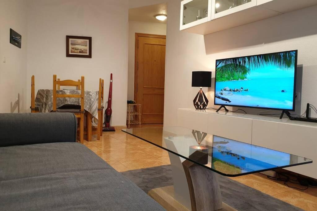 Apartment Playa Cura 150M + Electric Scooters Torrevieja Dış mekan fotoğraf