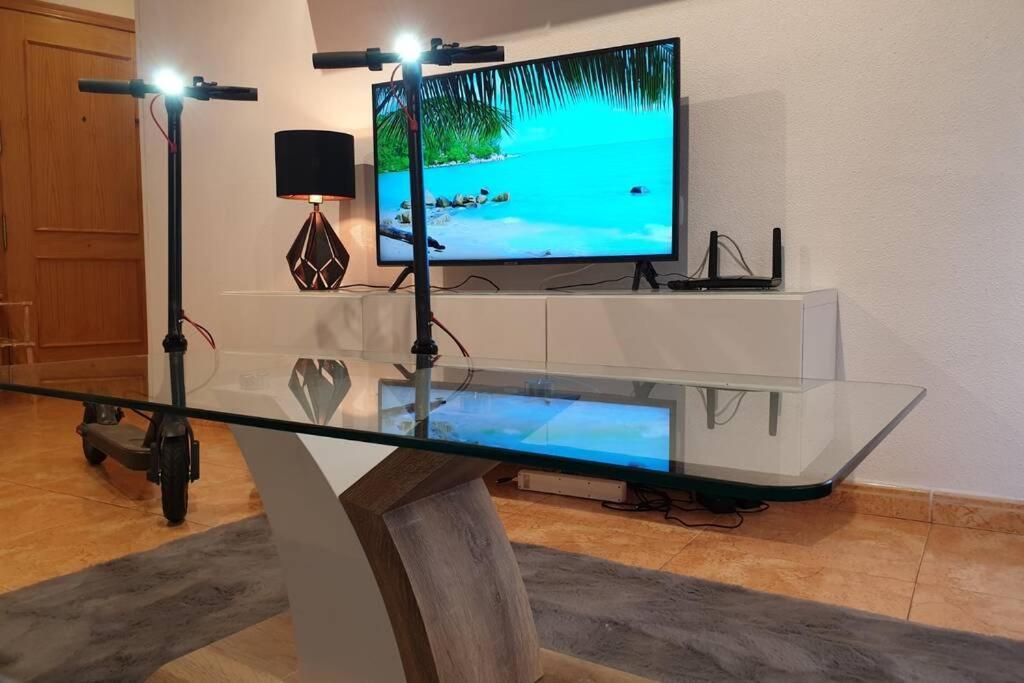 Apartment Playa Cura 150M + Electric Scooters Torrevieja Dış mekan fotoğraf