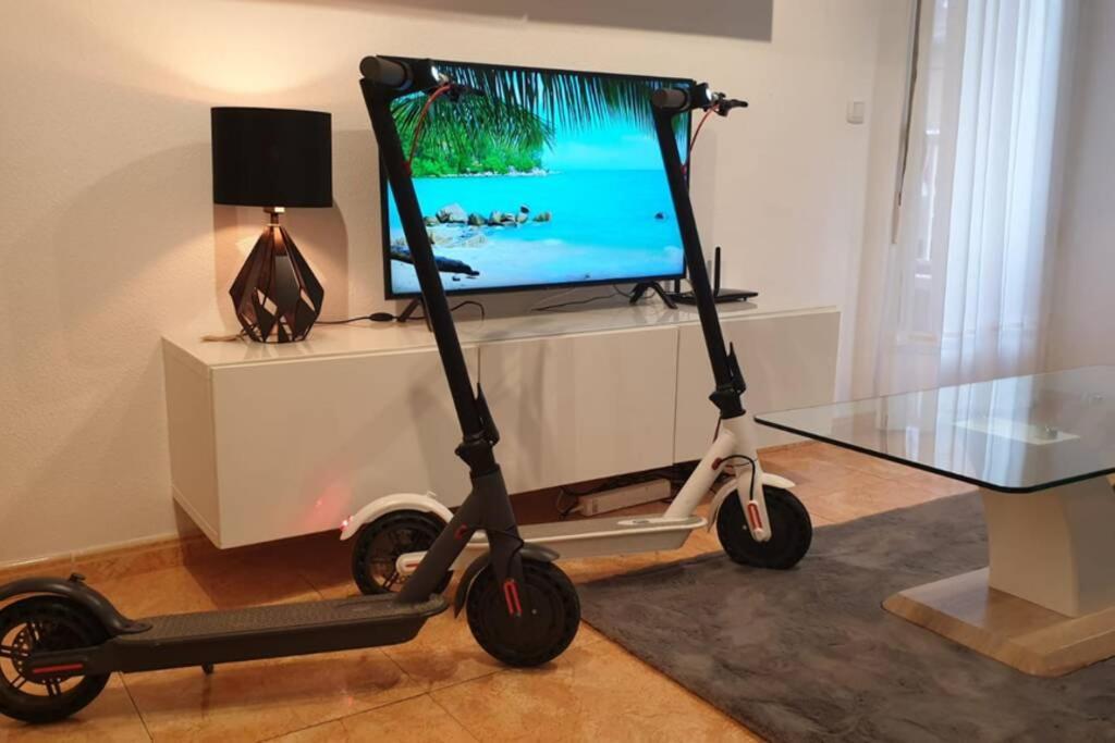 Apartment Playa Cura 150M + Electric Scooters Torrevieja Dış mekan fotoğraf